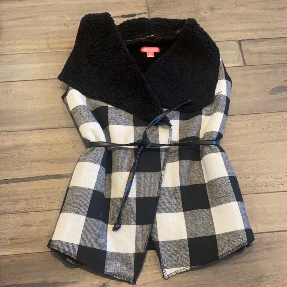 Say What? Black Buffalo Plaid Vest Girls Sz Small